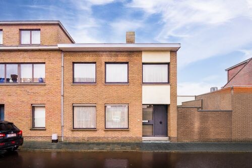 Te renoveren woning, verkocht in Lievegem