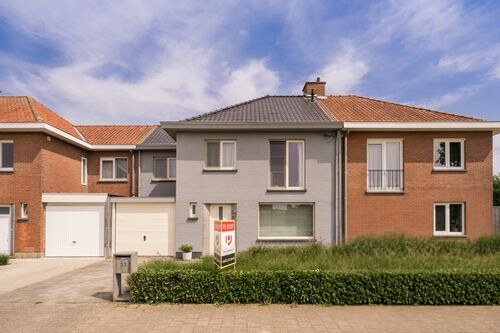 Instapklare gezinswoning met tuin, verkocht in Lievegem